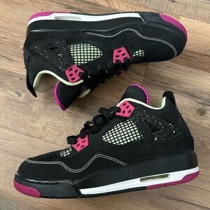 Jordan 4 Retro Fuchsia 4.5Y
